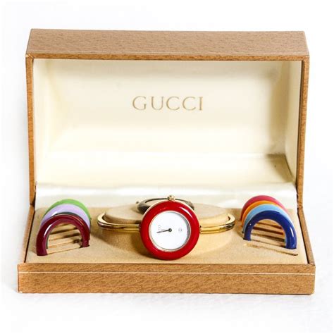 gucci watch with color rings